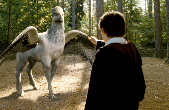 review-komik-harry-potter-magical-creatures